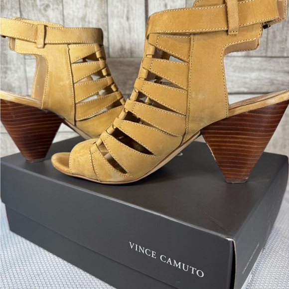 Vince Camuto Elika Tan Nubuck Caged Heels Size 10 - Picture 9 of 11